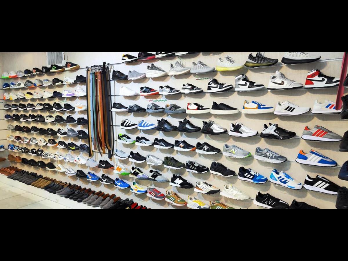 کفش فروشی در کرج | فروشگاه آرجی 